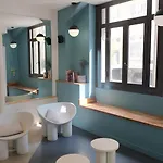 Hipotel Père-lachaise République 3*