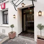 Hipotel Père-lachaise République Hotel Paris