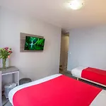 Hipotel Père-lachaise République 3* Paris