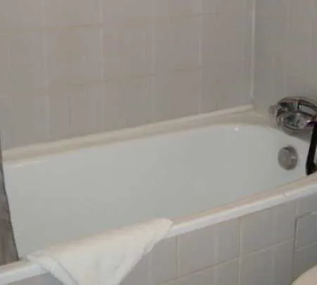 Hipotel Pere-lachaise Republique