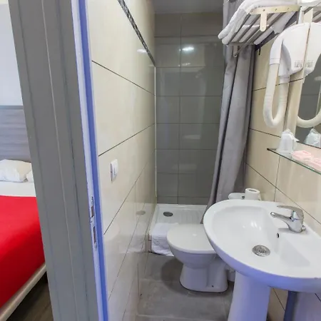 Hipotel Pere-lachaise Republique