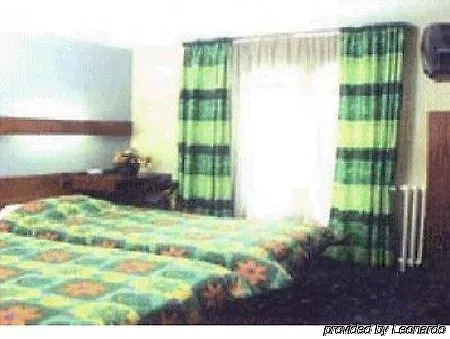 Hotell Hipotel Pere-lachaise Republique 3*