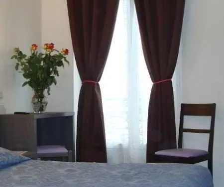 Hipotel Pere-lachaise Republique 3* Paris