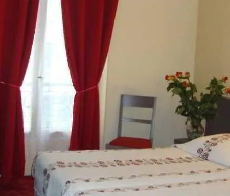 Hotel Hipotel Pere-lachaise Republique 3*