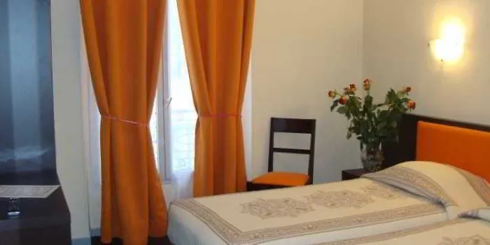 Hipotel Pere-lachaise Republique Hotel 3*