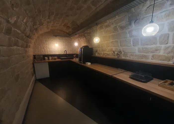 Hotel Hipotel Pere-lachaise Republique 3*