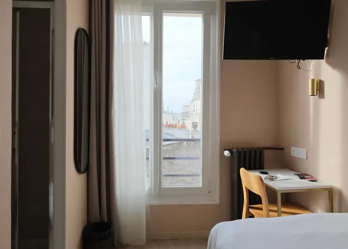 Hipotel Pere-lachaise Republique Hotel