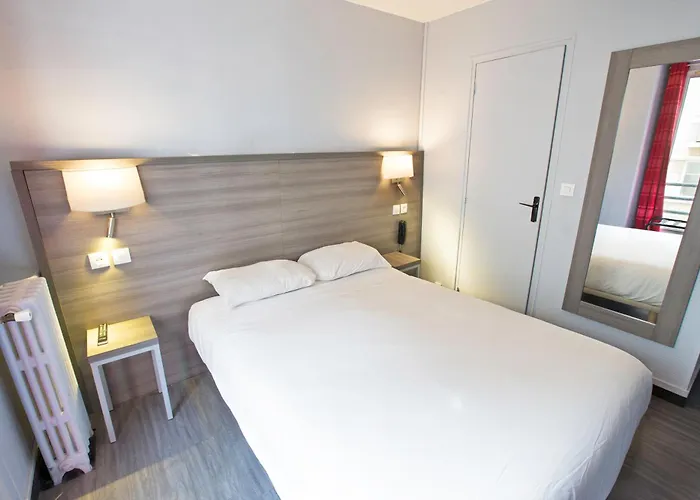 Hipotel Pere-lachaise Republique