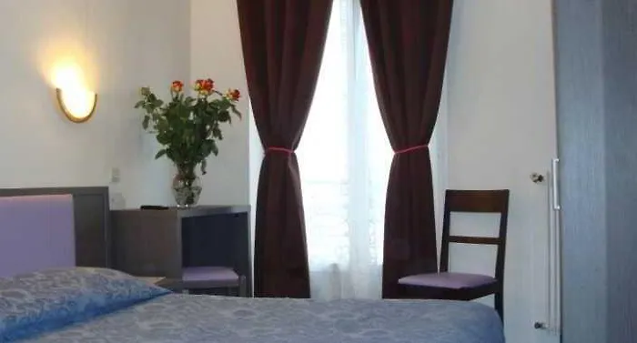 Hipotel Pere-lachaise Republique 3* Paříž