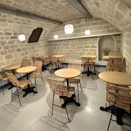 Hotell Hipotel Pere-lachaise Republique 3*