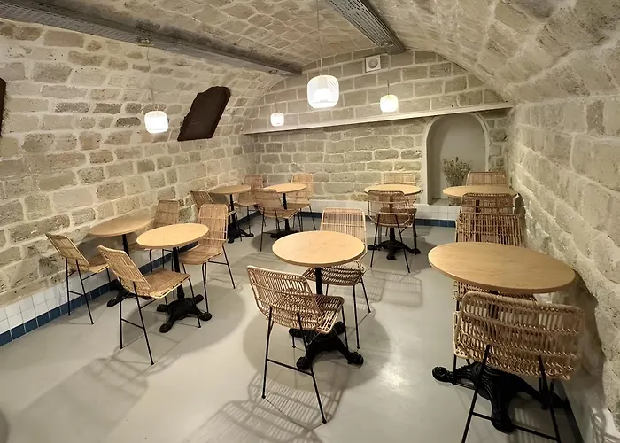 Hotell Hipotel Pere-lachaise Republique 3*