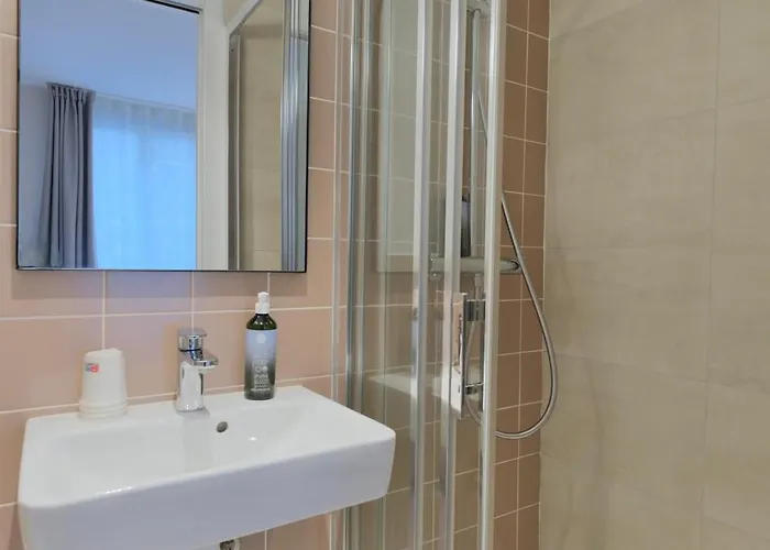 Hotell Hipotel Pere-lachaise Republique