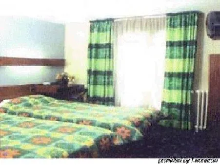 Hotell Hipotel Pere-lachaise Republique 3*